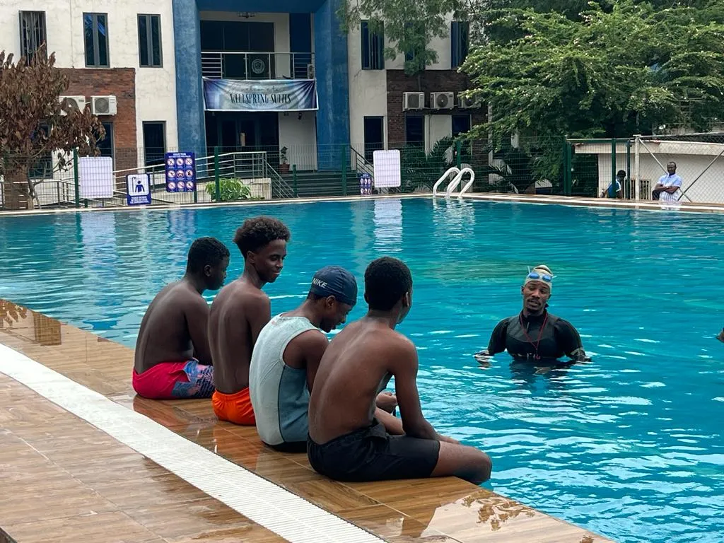 11th-12th Grade Swimming (5)