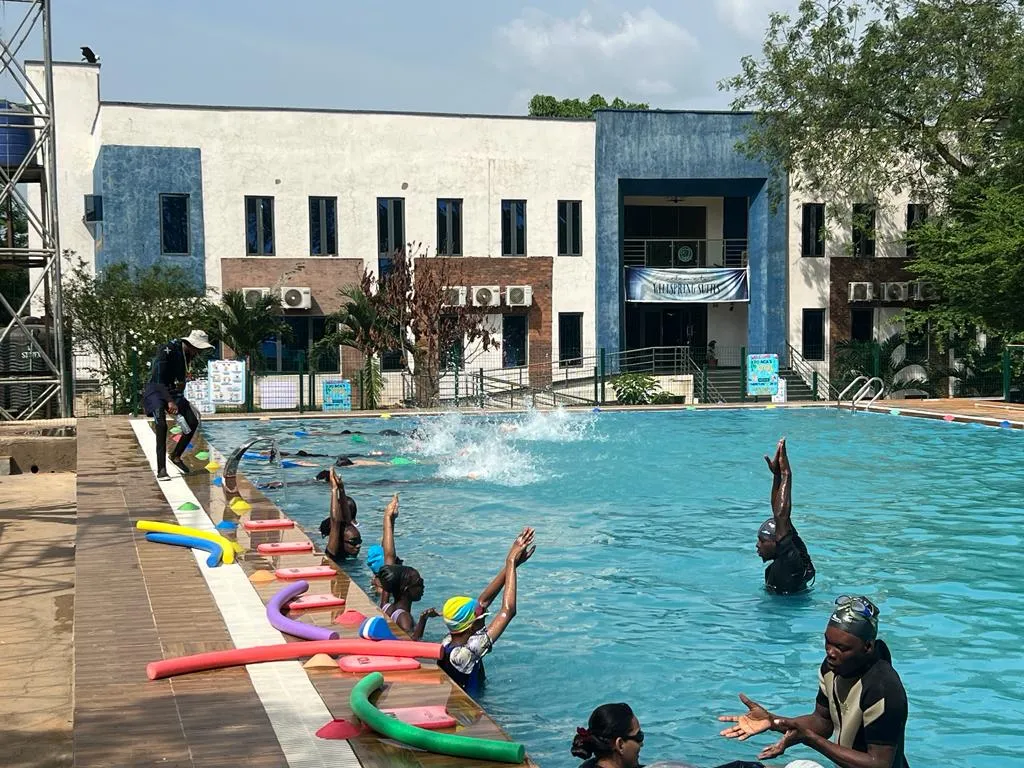 9th-10th Grade Swimming (4)