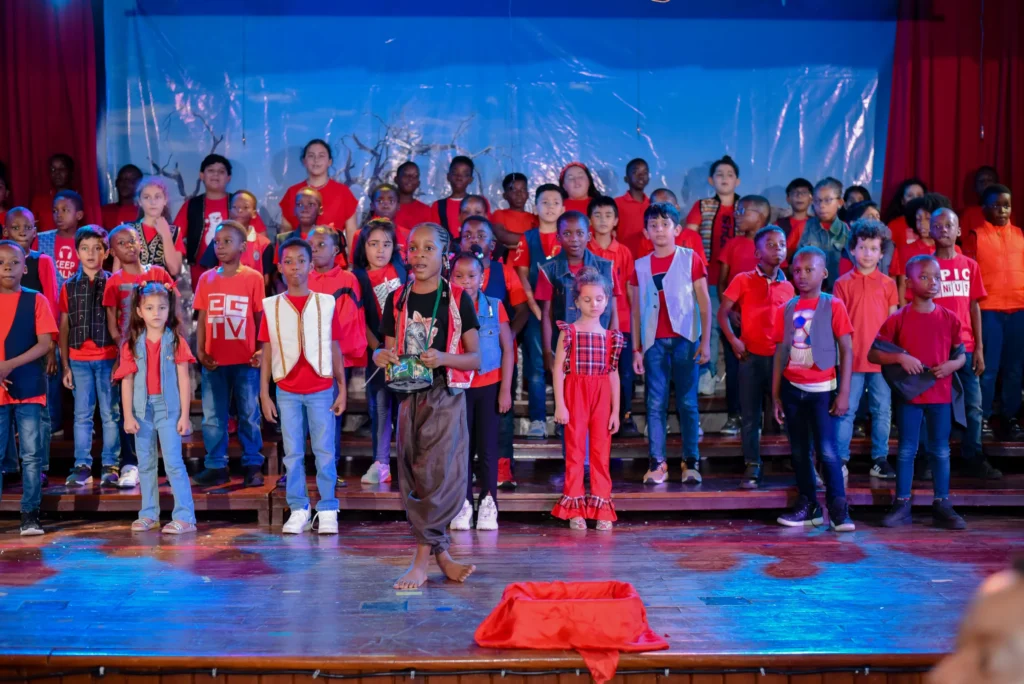 Elementary School Christmas Musical (4)