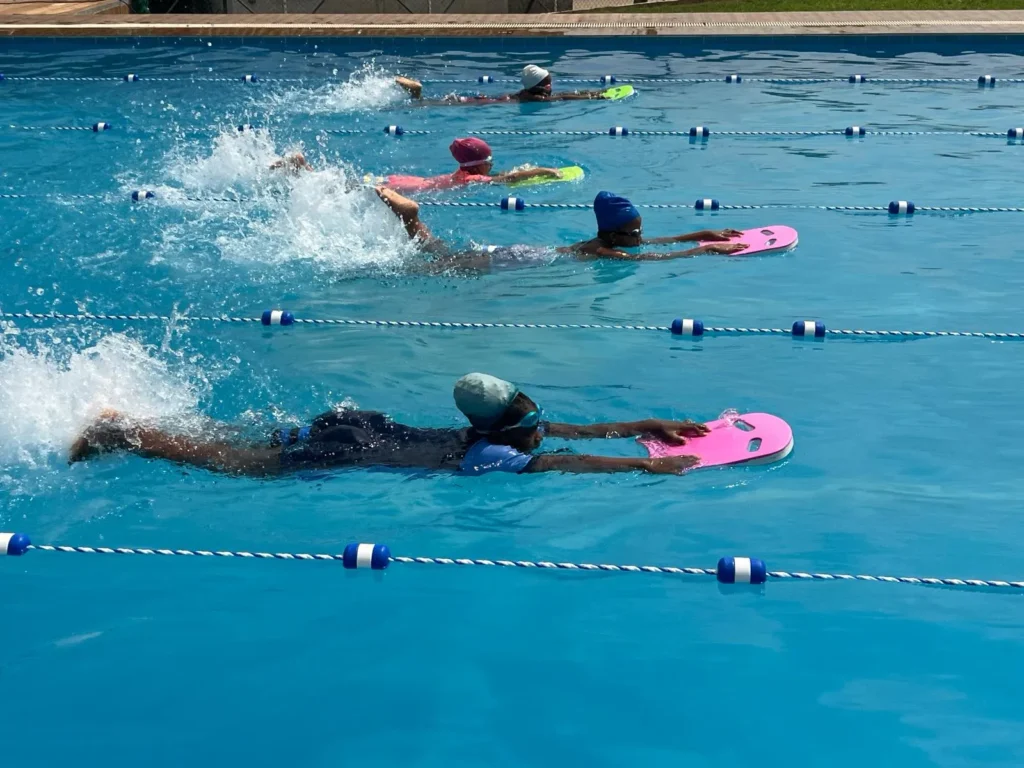Lower Elementary Swimming (9)